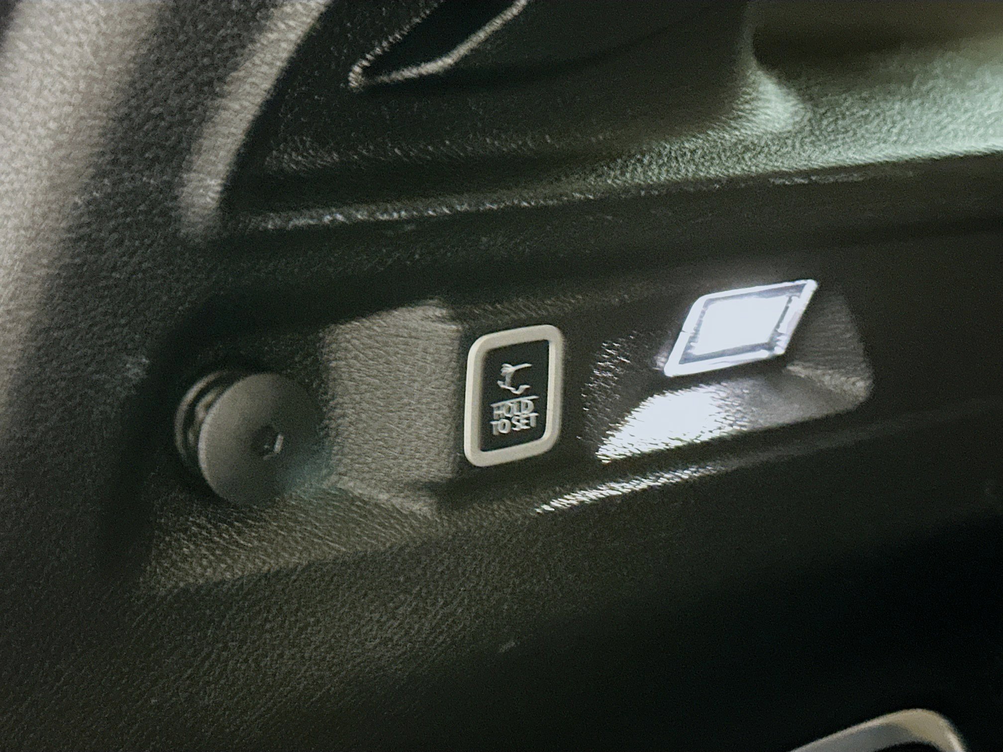 Used 2022 Jeep Grand Cherokee L Limited image 32