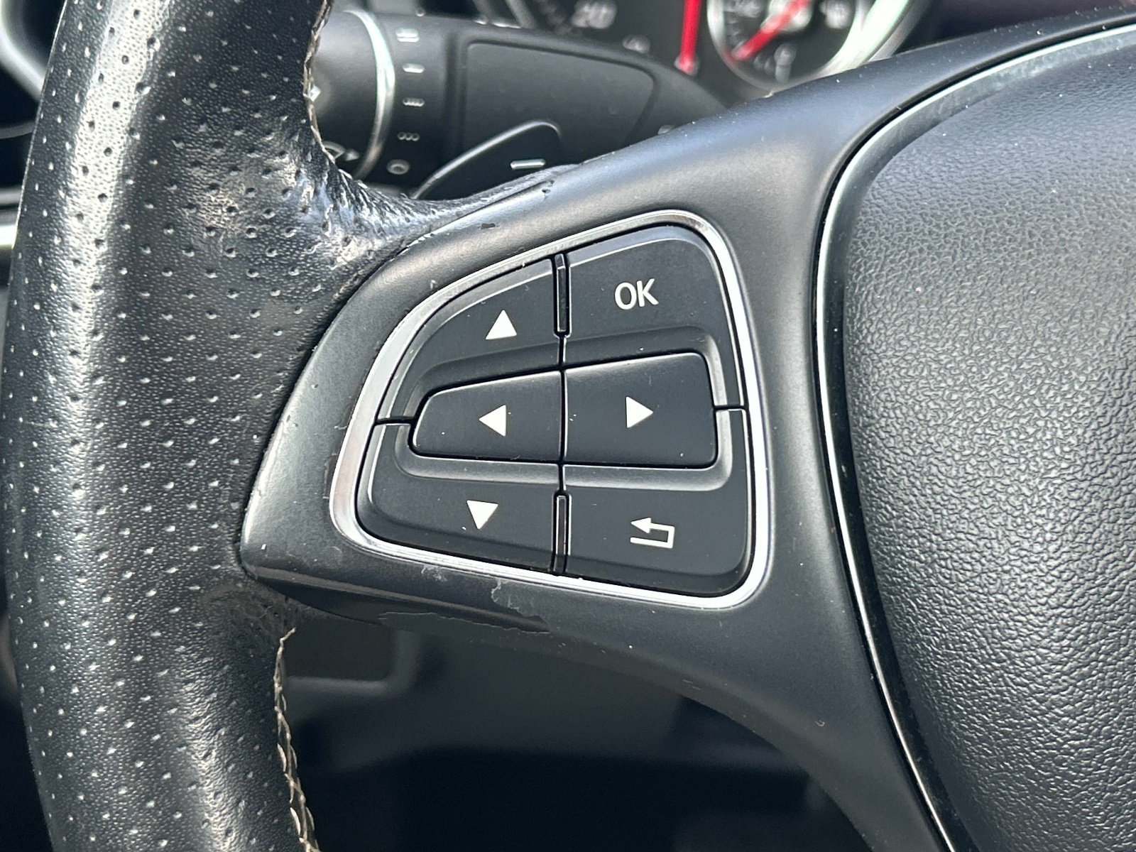 Used 2018 Mercedes-Benz CLA 250 4MATIC image 21