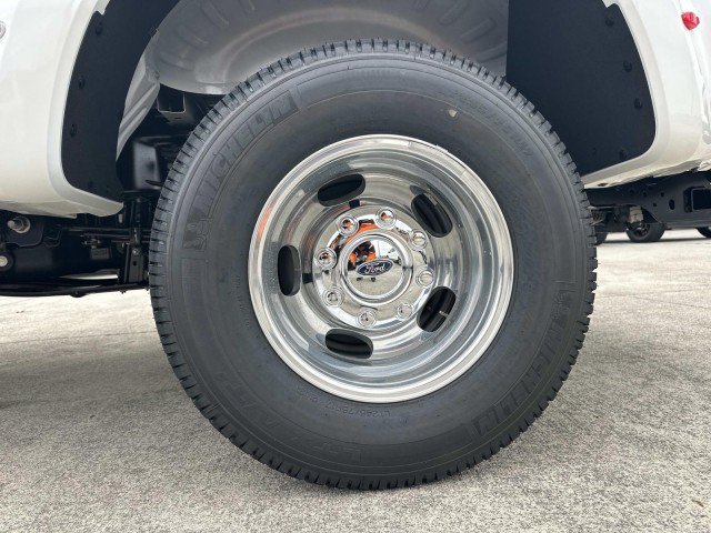 New 2026 Ford F350 Platinum w/ Platinum Plus Package AWD/4WD image 19