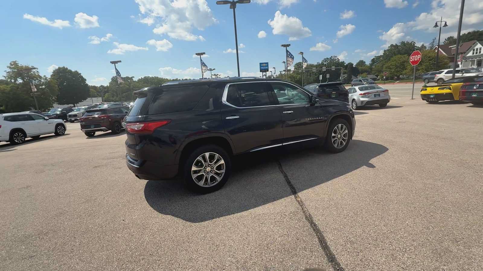 Certified 2020 Chevrolet Traverse Premier w/ LPO, Floor Liner Package AWD/4WD image 8