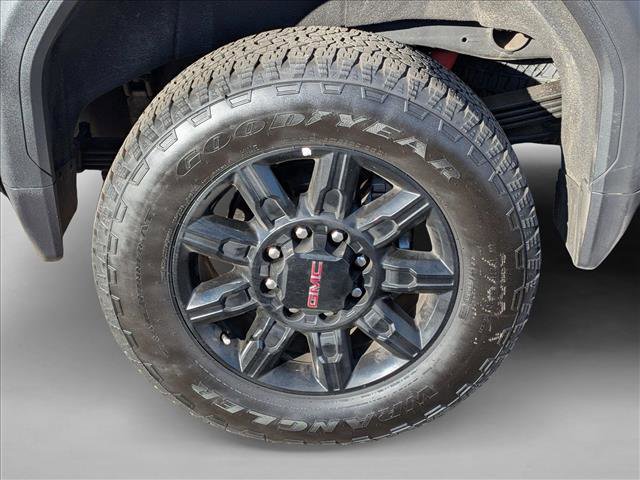 Used 2026 GMC Sierra 2500 AT4 w/ AT4 Premium Plus Package image 9