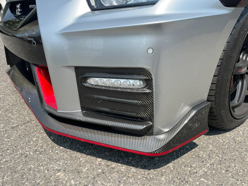 Used 2018 Nissan GT-R NISMO AWD/4WD image 10
