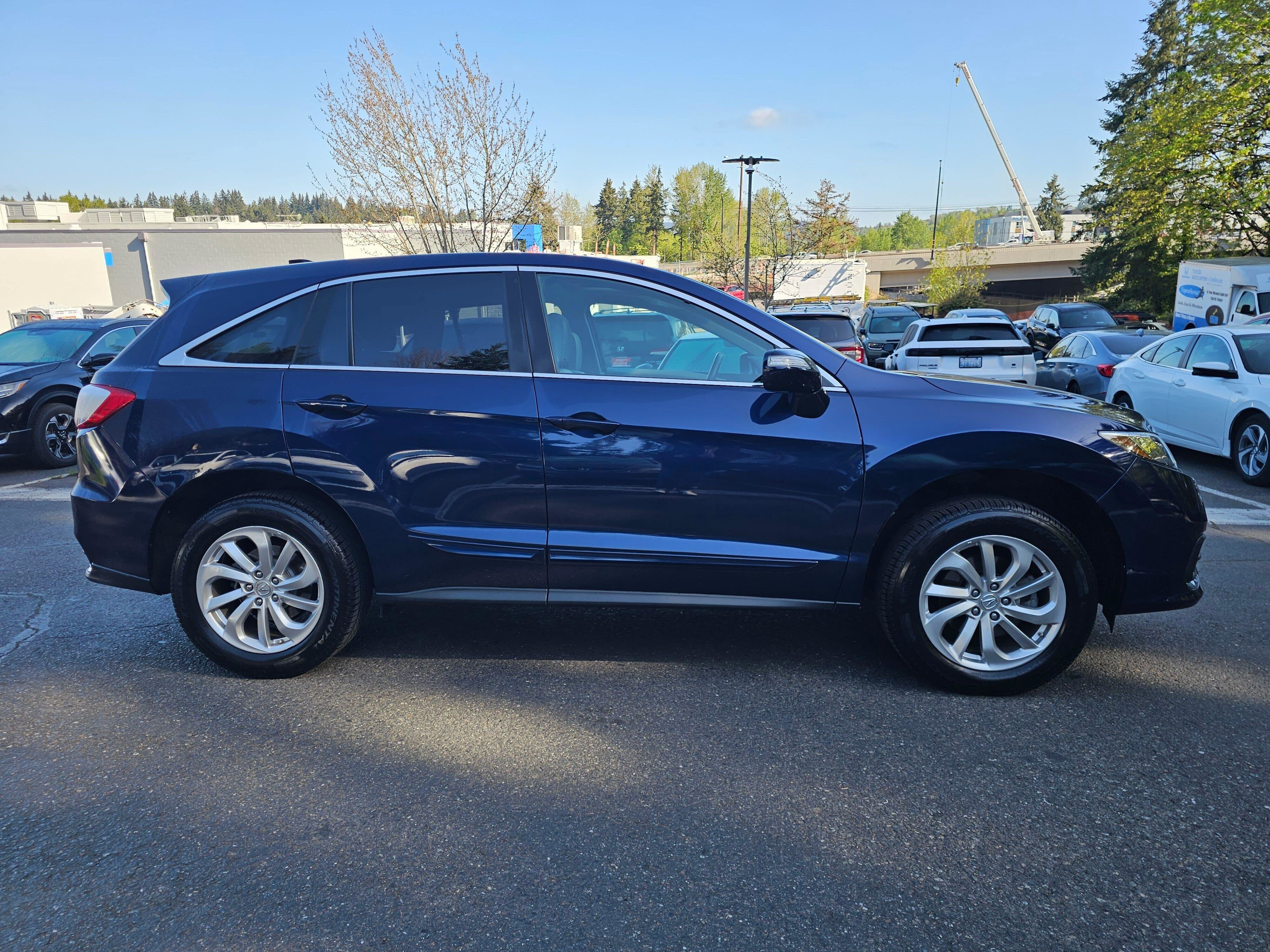 Used 2017 Acura RDX AWD w/ Technology Package image 8