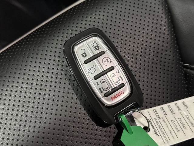 Used 2024 Chrysler Pacifica Limited w/ S Appearance Package image 27