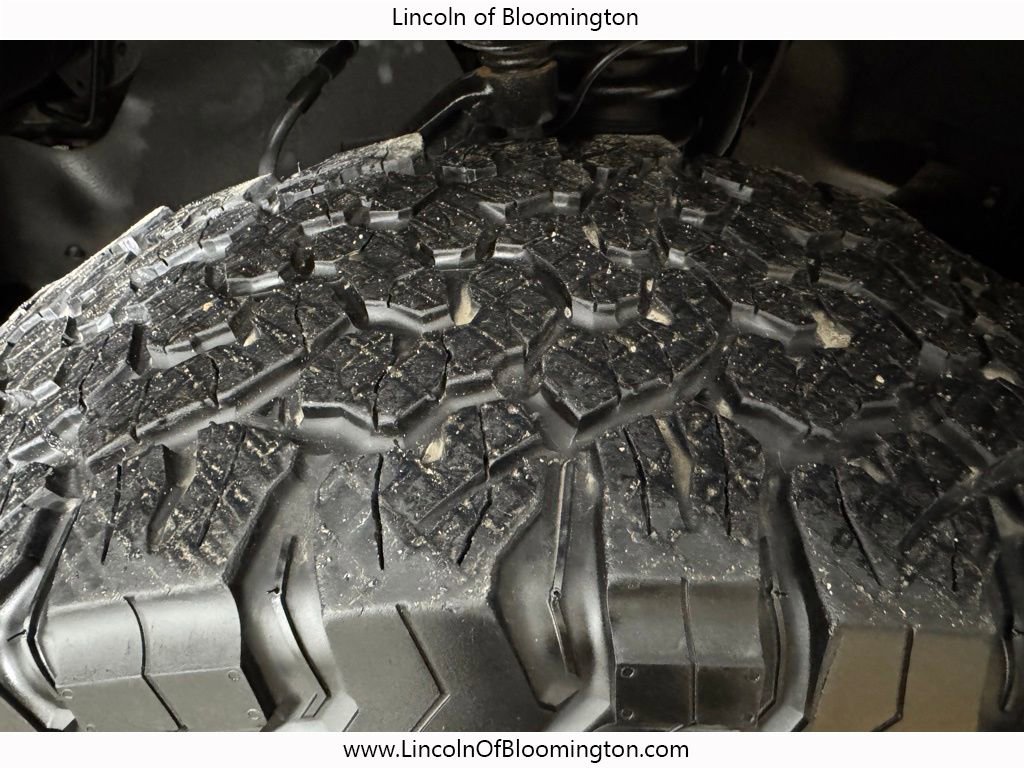 Used 2022 Ford Ranger Lariat w/ Equipment Group 501A High image 15