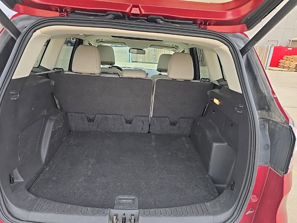 Used 2017 Ford Escape Titanium w/ Equipment Group 301A image 9