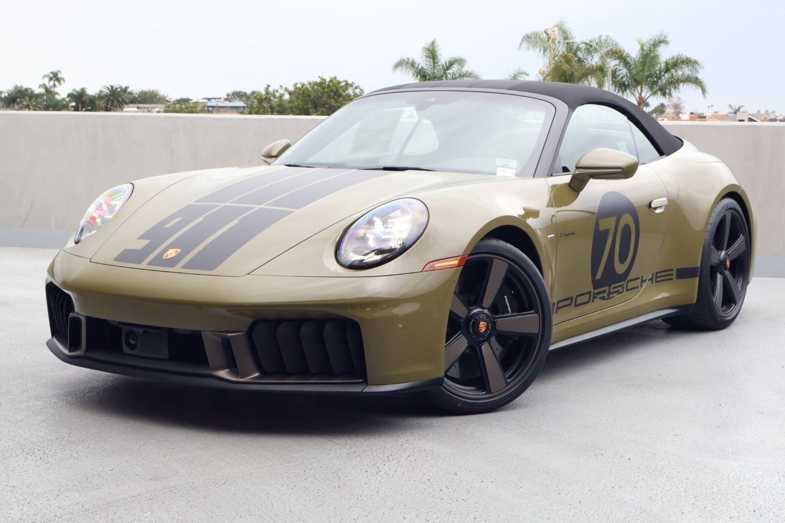 New 2026 Porsche 911 GTS image 1