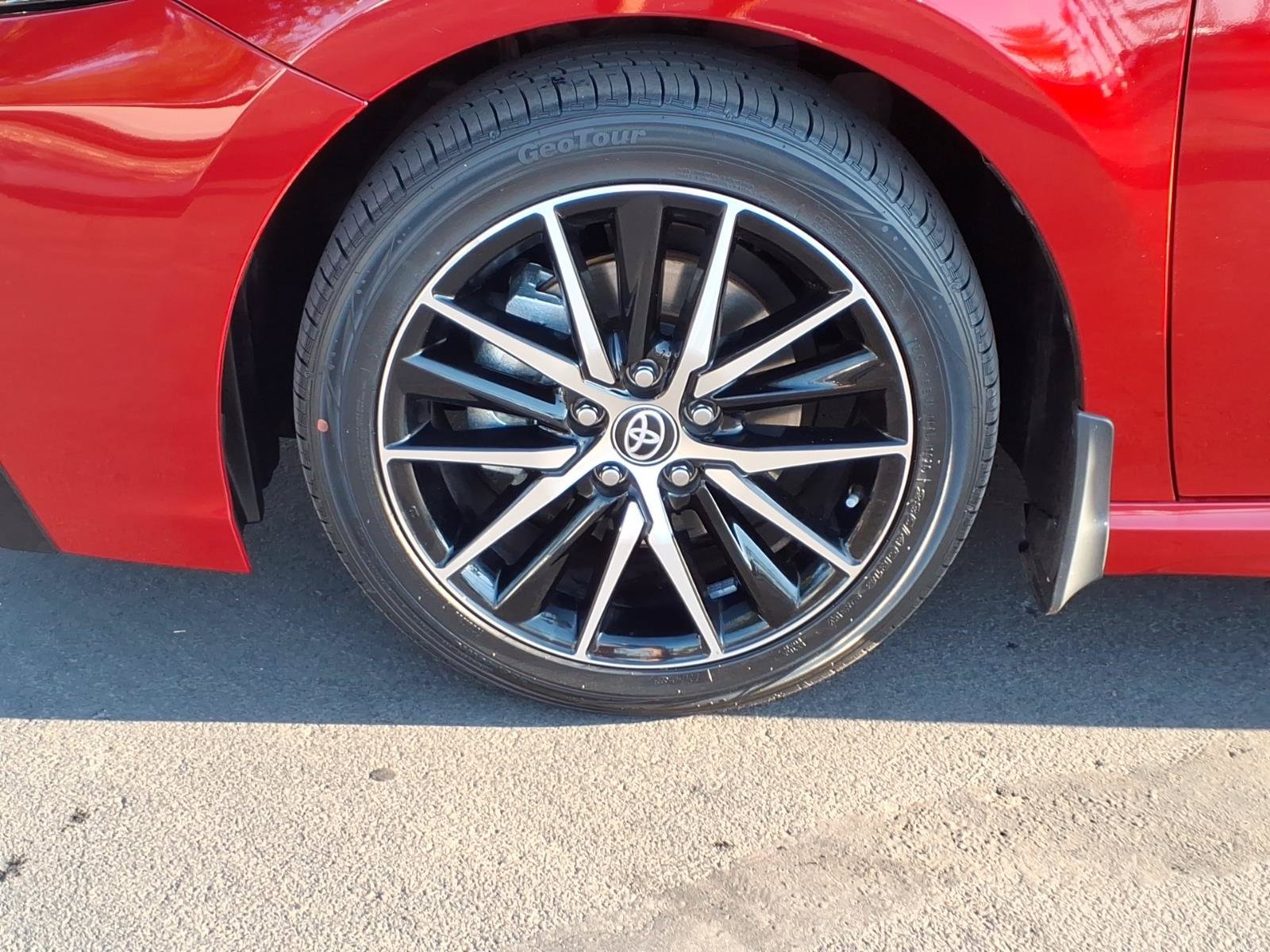 Certified 2024 Toyota Camry SE FWD image 9
