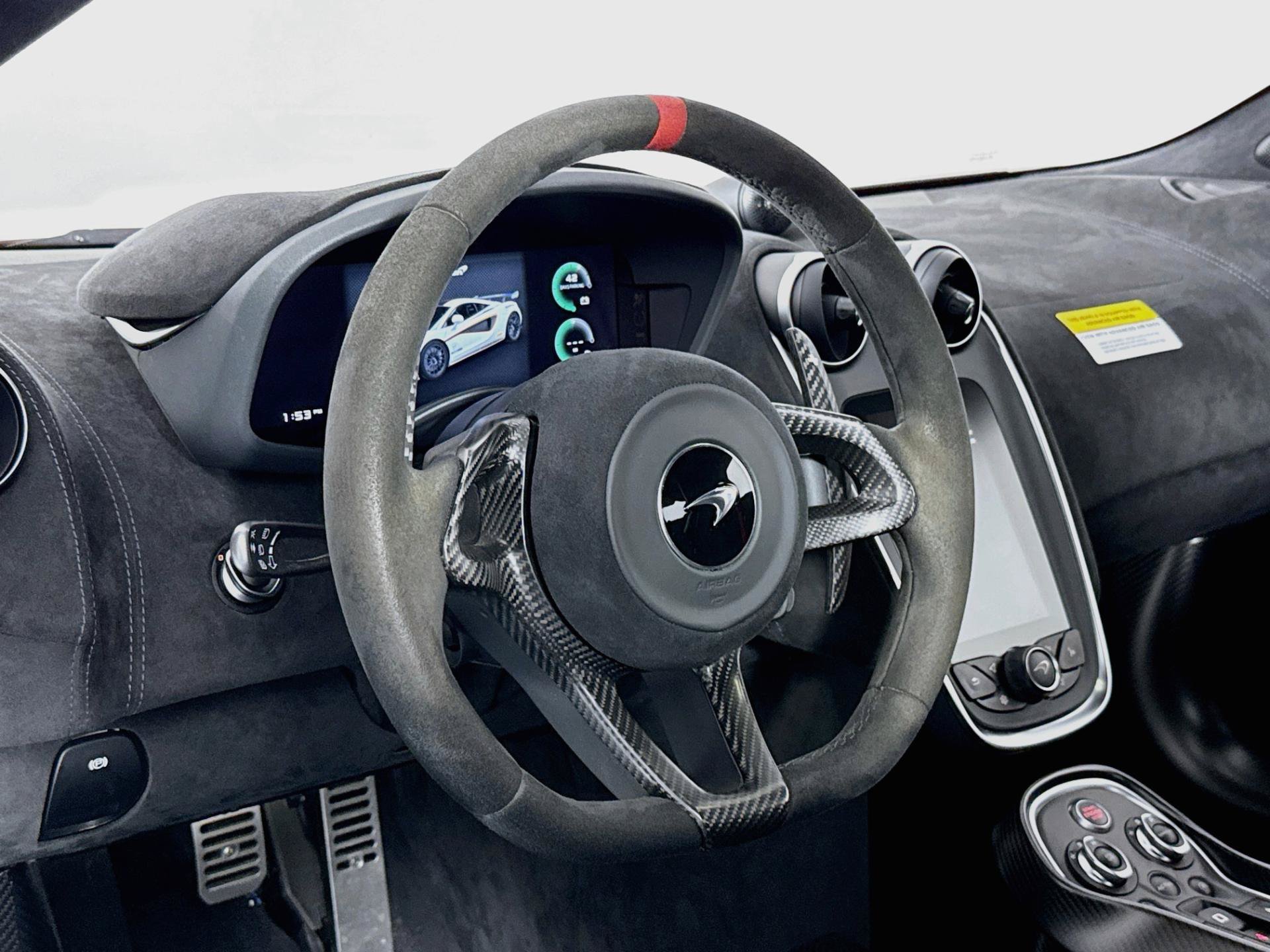 Used 2020 McLaren 620R RWD image 12