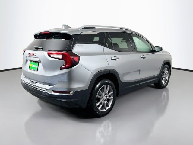 Used 2024 GMC Terrain SLT FWD image 10