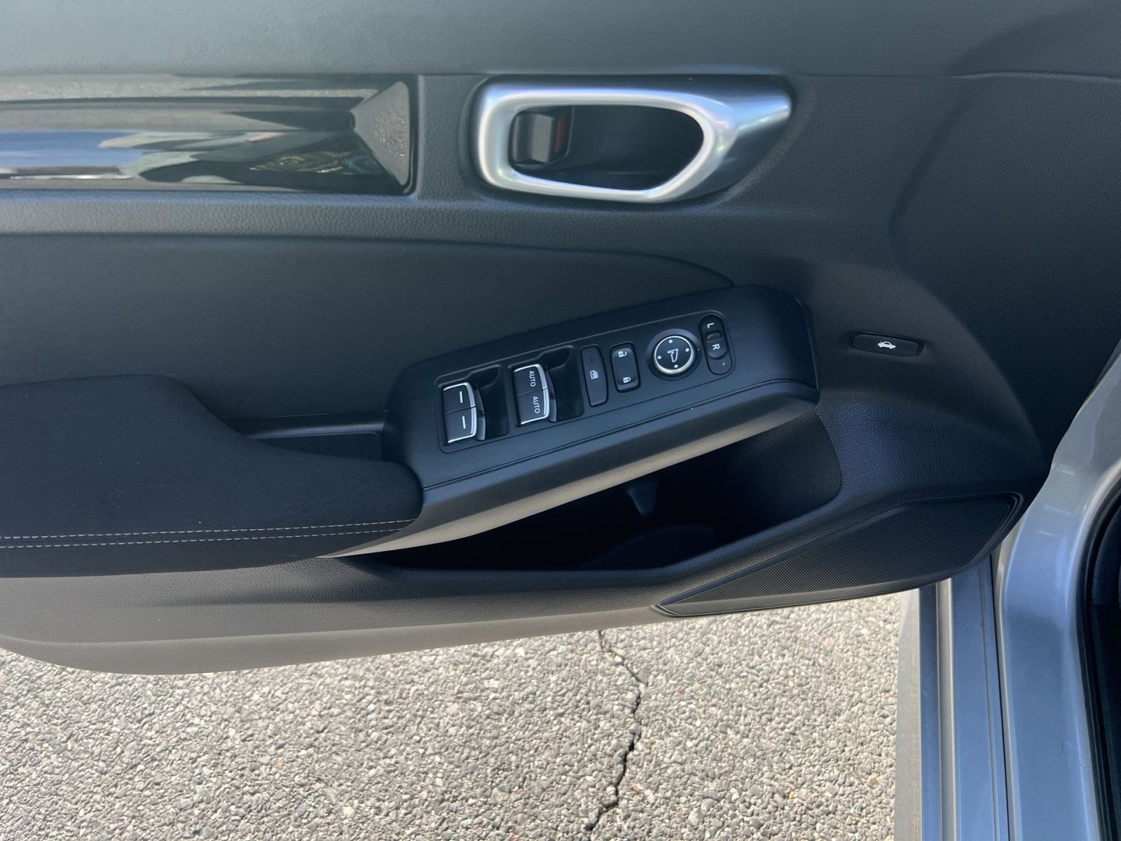 Used 2024 Honda Civic EX image 14