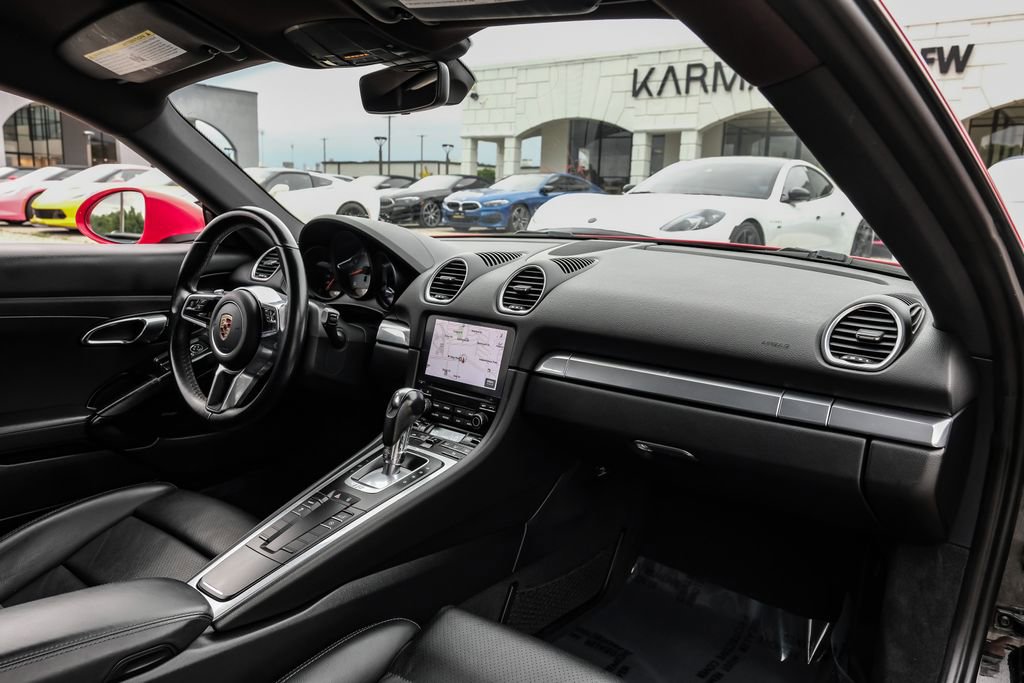 Used 2017 Porsche 718 Cayman S RWD image 7