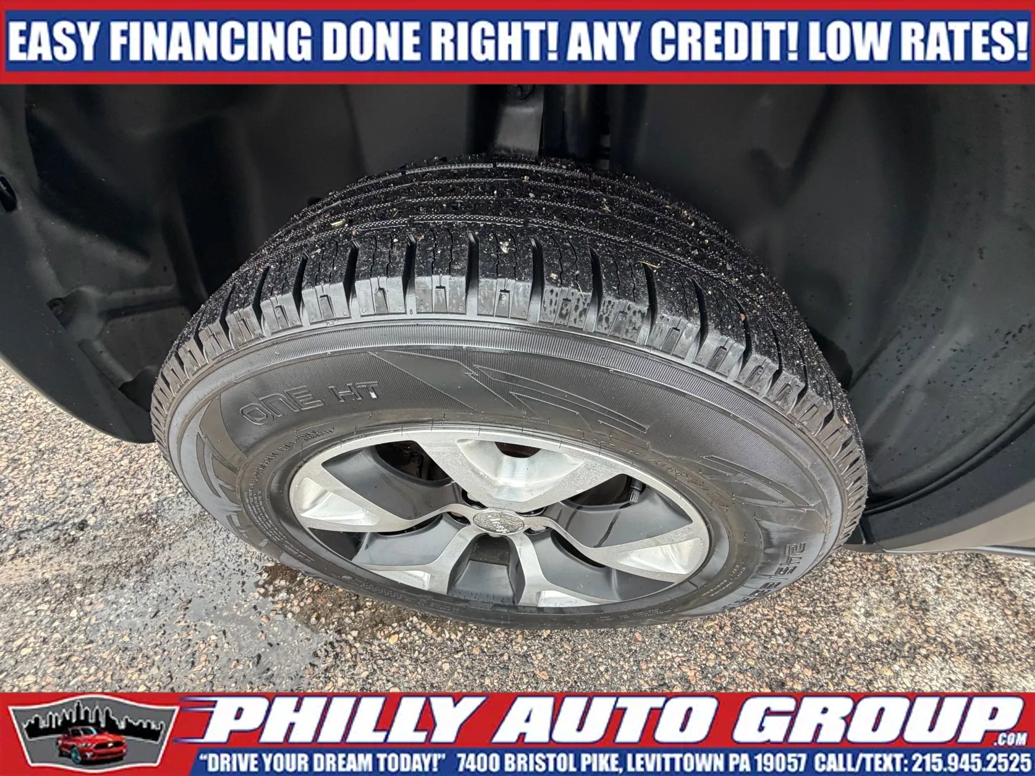 Used 2016 Jeep Cherokee Trailhawk w/ Comfort & Convenience Group image 33