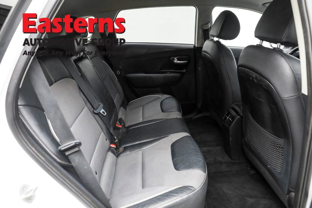 Used 2022 Kia Niro EX w/ Cold Weather Package image 22