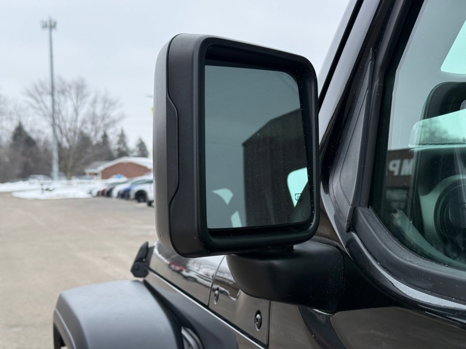 Used 2018 Jeep Wrangler Unlimited Sport S image 37