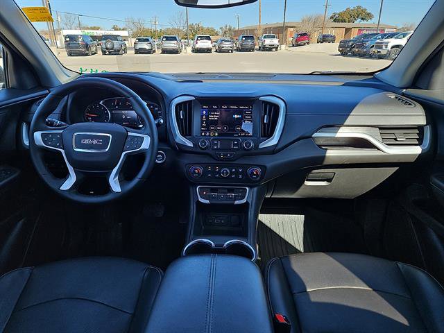 Used 2023 GMC Terrain SLT w/ Tech Package image 10