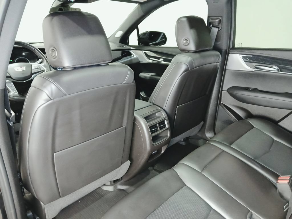 Certified 2022 Cadillac XT5 Premium Luxury AWD/4WD image 15