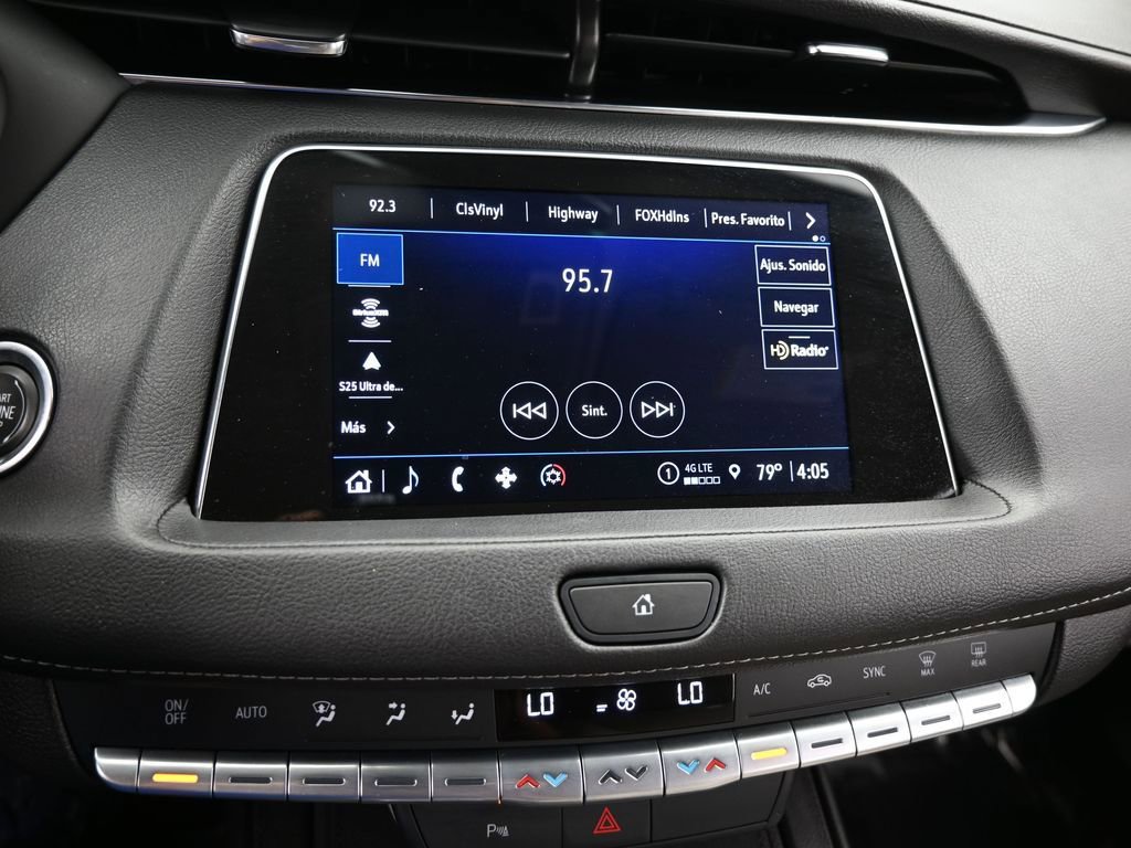 Used 2023 Cadillac XT4 Luxury image 22