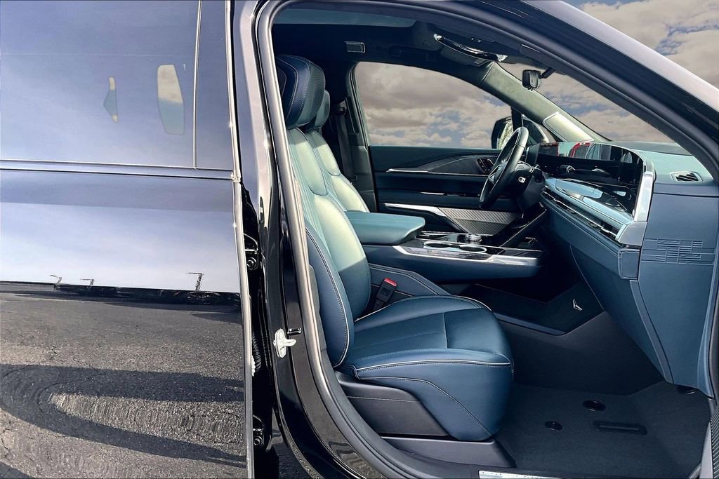 Certified 2025 Cadillac Escalade IQ Sport 2 image 30