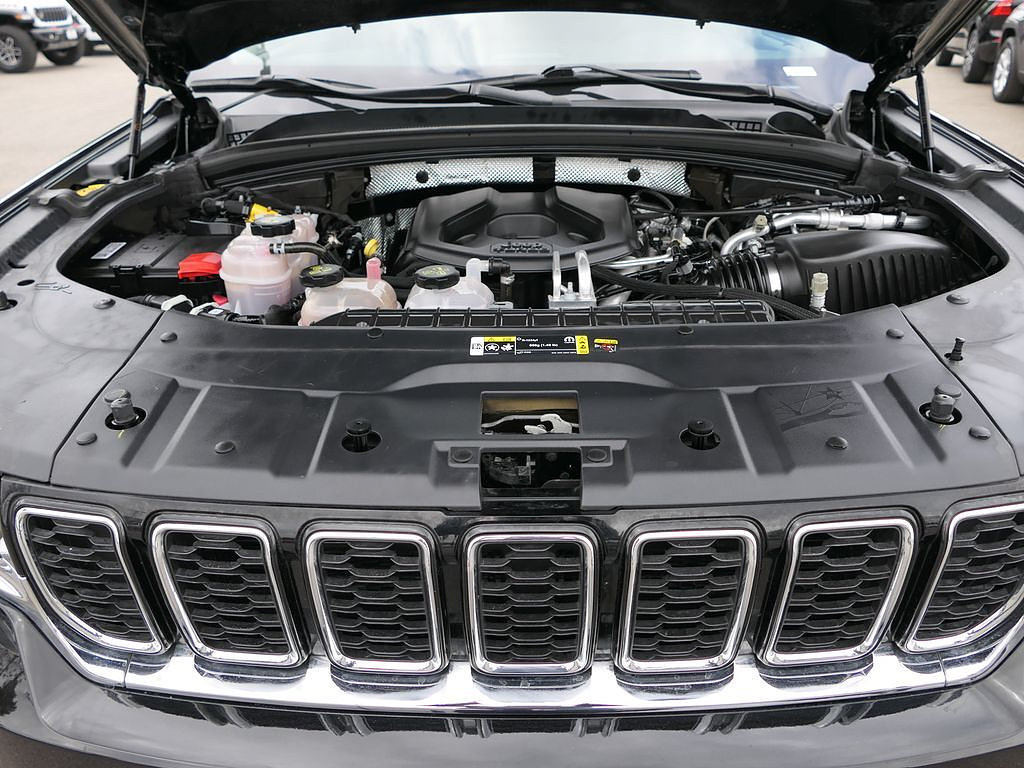 Used 2023 Jeep Grand Cherokee 4WD 4xe image 27