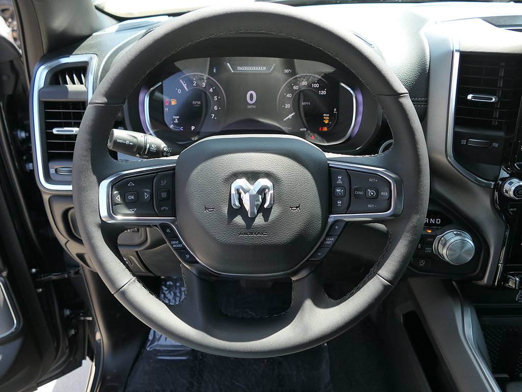 New 2026 RAM 1500 Laramie AWD/4WD image 17