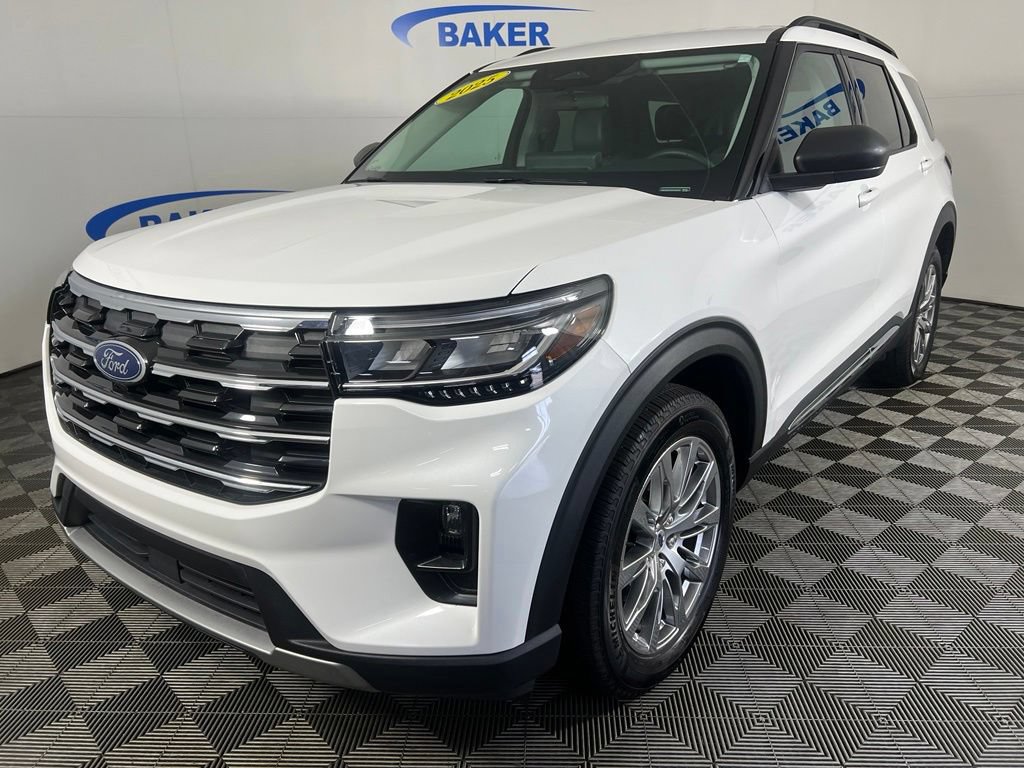 Used 2025 Ford Explorer Active w/ Active Comfort Package