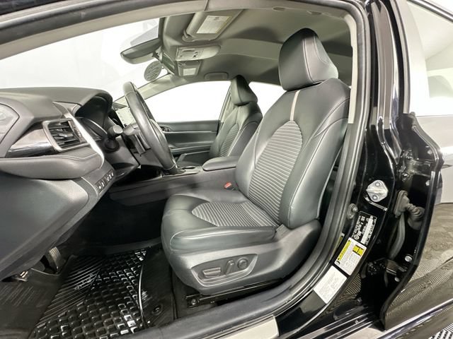 Used 2024 Toyota Camry SE FWD image 17