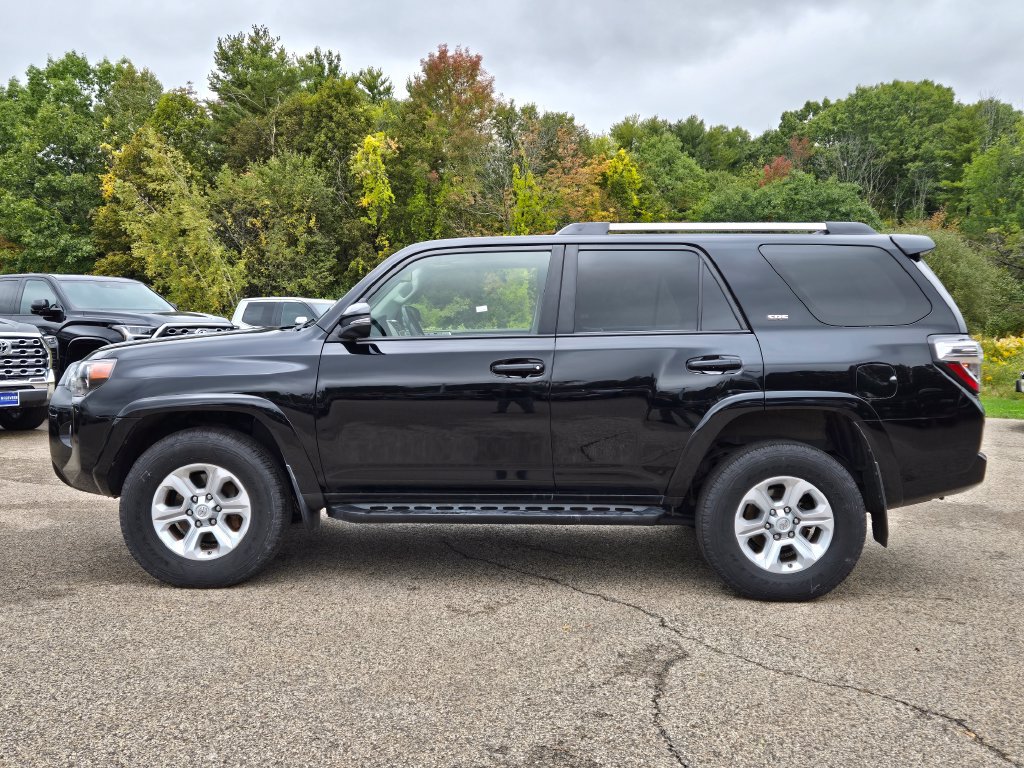Used 2021 Toyota 4Runner SR5 Premium w/ Moonroof Package AWD/4WD image 2