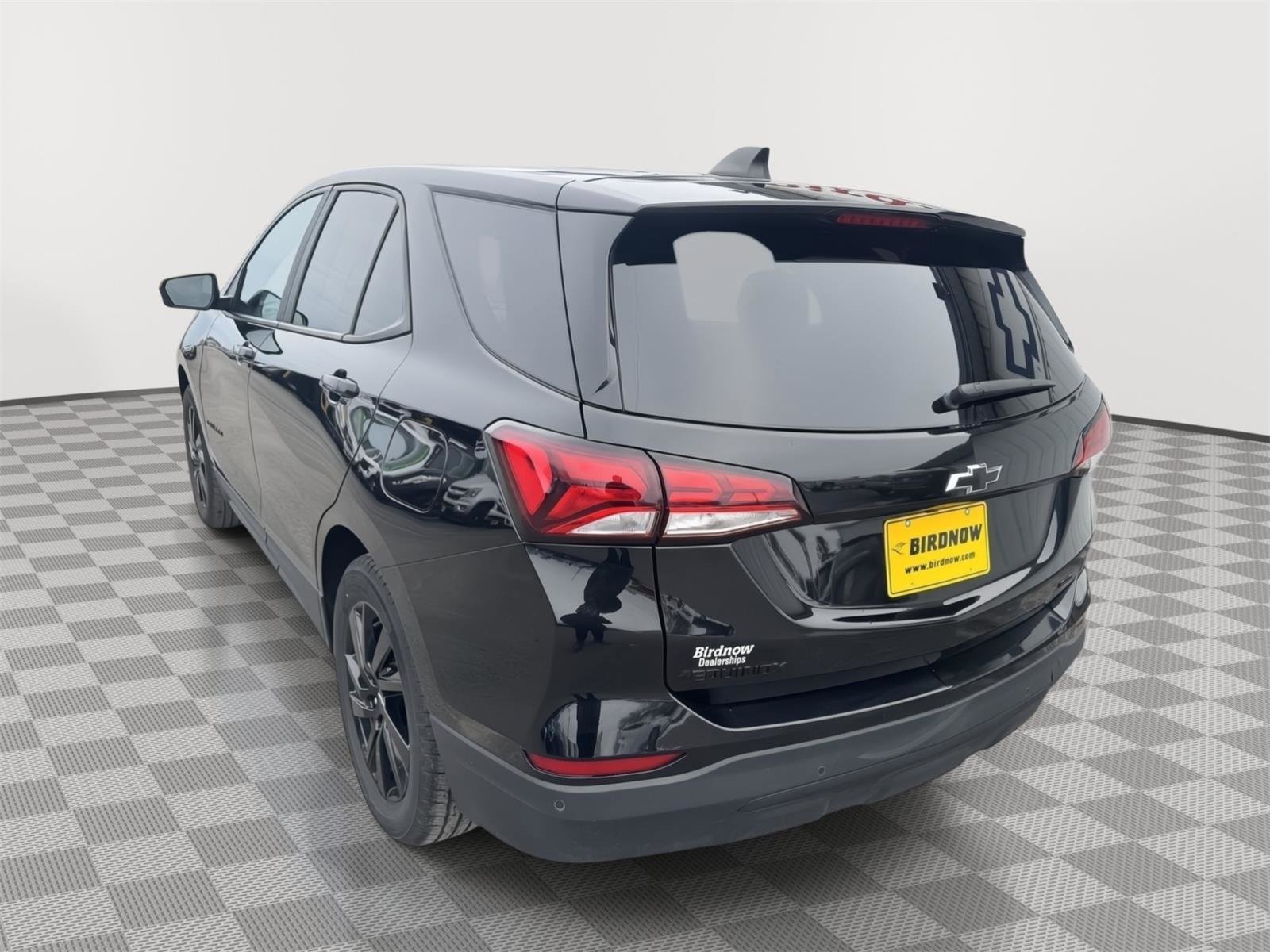 Used 2023 Chevrolet Equinox LS w/ LS Convenience Package image 8