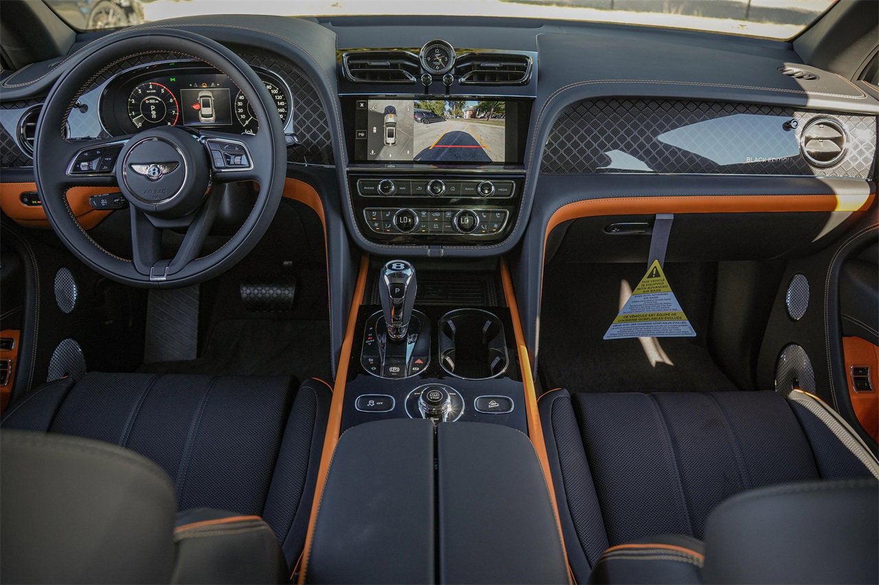 New 2025 Bentley Bentayga image 4