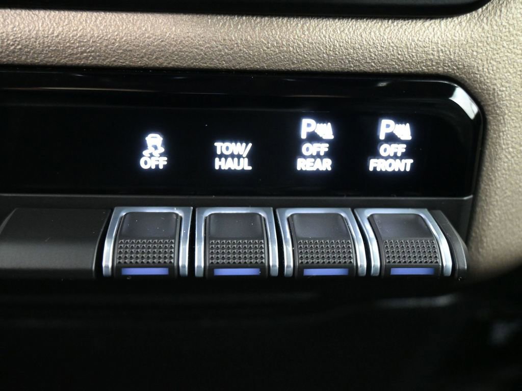 Used 2022 RAM 1500 Laramie AWD/4WD image 15
