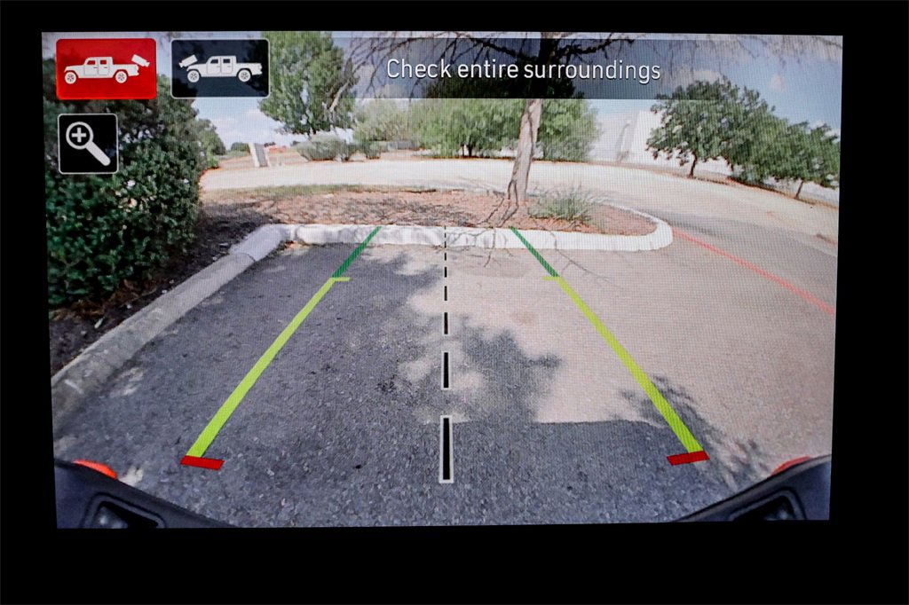 New 2025 Jeep Gladiator Mojave w/ Safety Group image 17