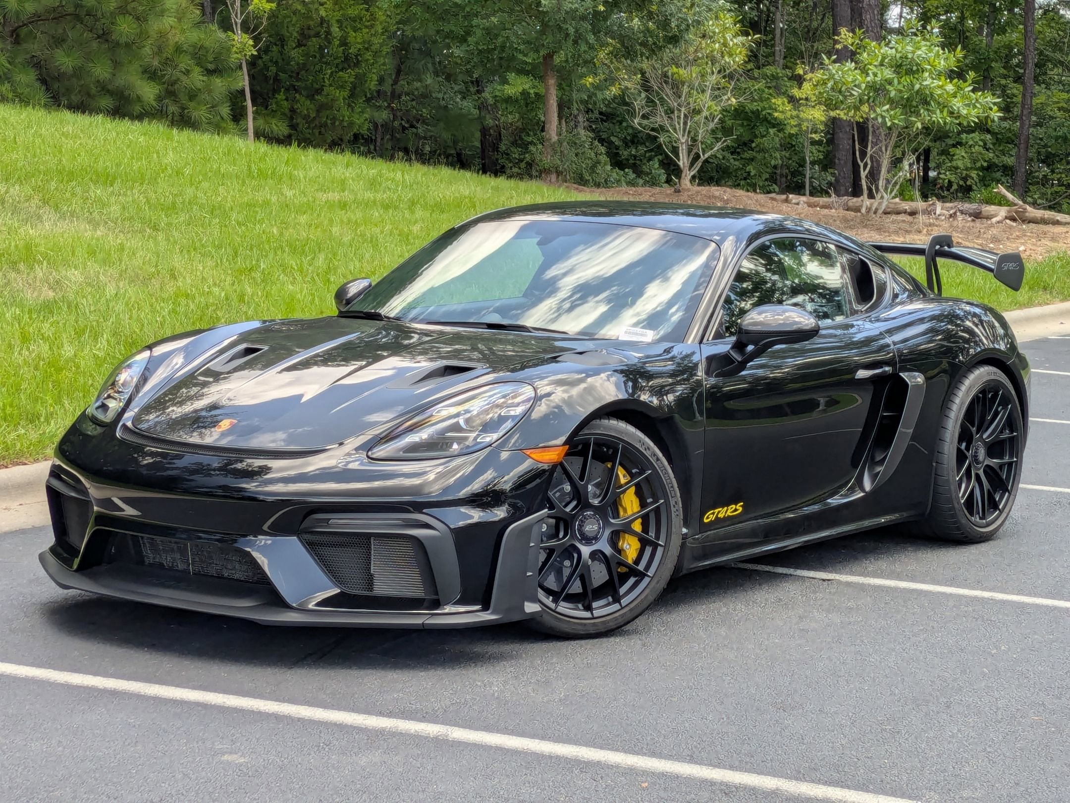 Certified 2025 Porsche 718 Cayman GT4 RS image 1