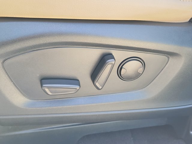 Certified 2023 Ford Explorer Limited w/ Limited Technology Package RWD image 20