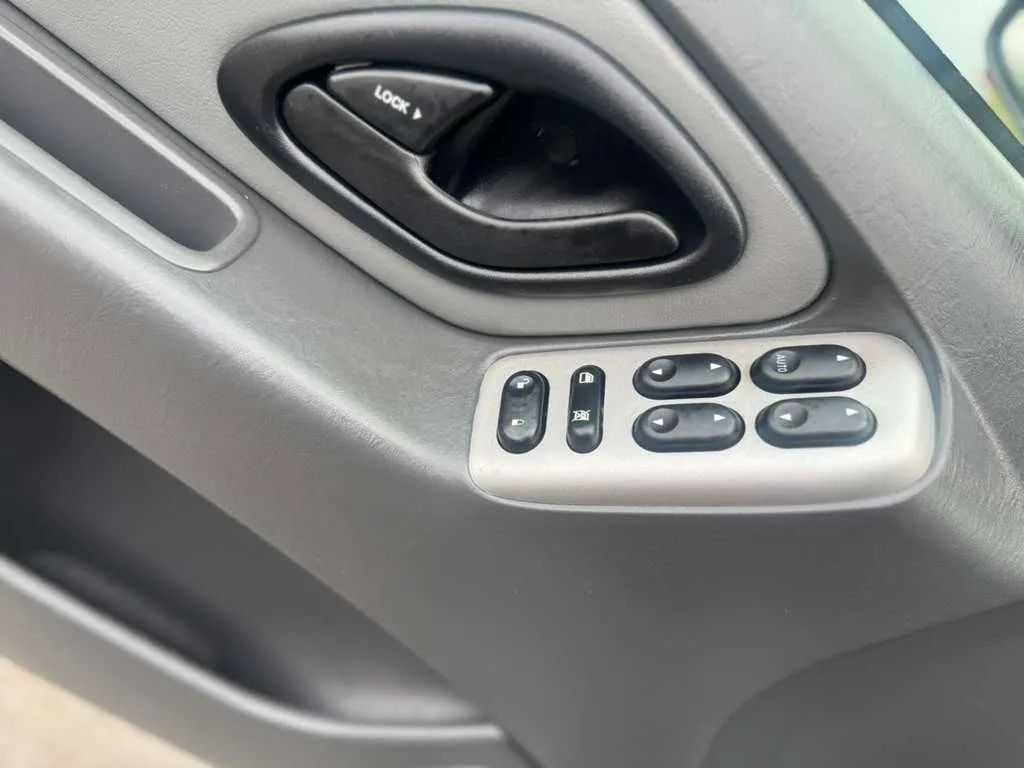 Used 2007 Ford Escape 4WD Hybrid image 14
