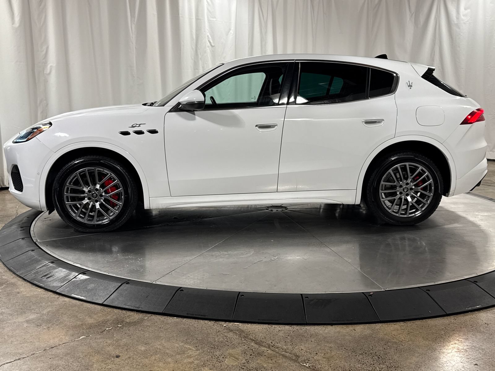 Used 2023 Maserati Grecale GT AWD/4WD image 8