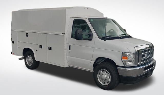 New 2026 Ford E-350 and Econoline 350 Super Duty w/ Power Equipment Group image 3