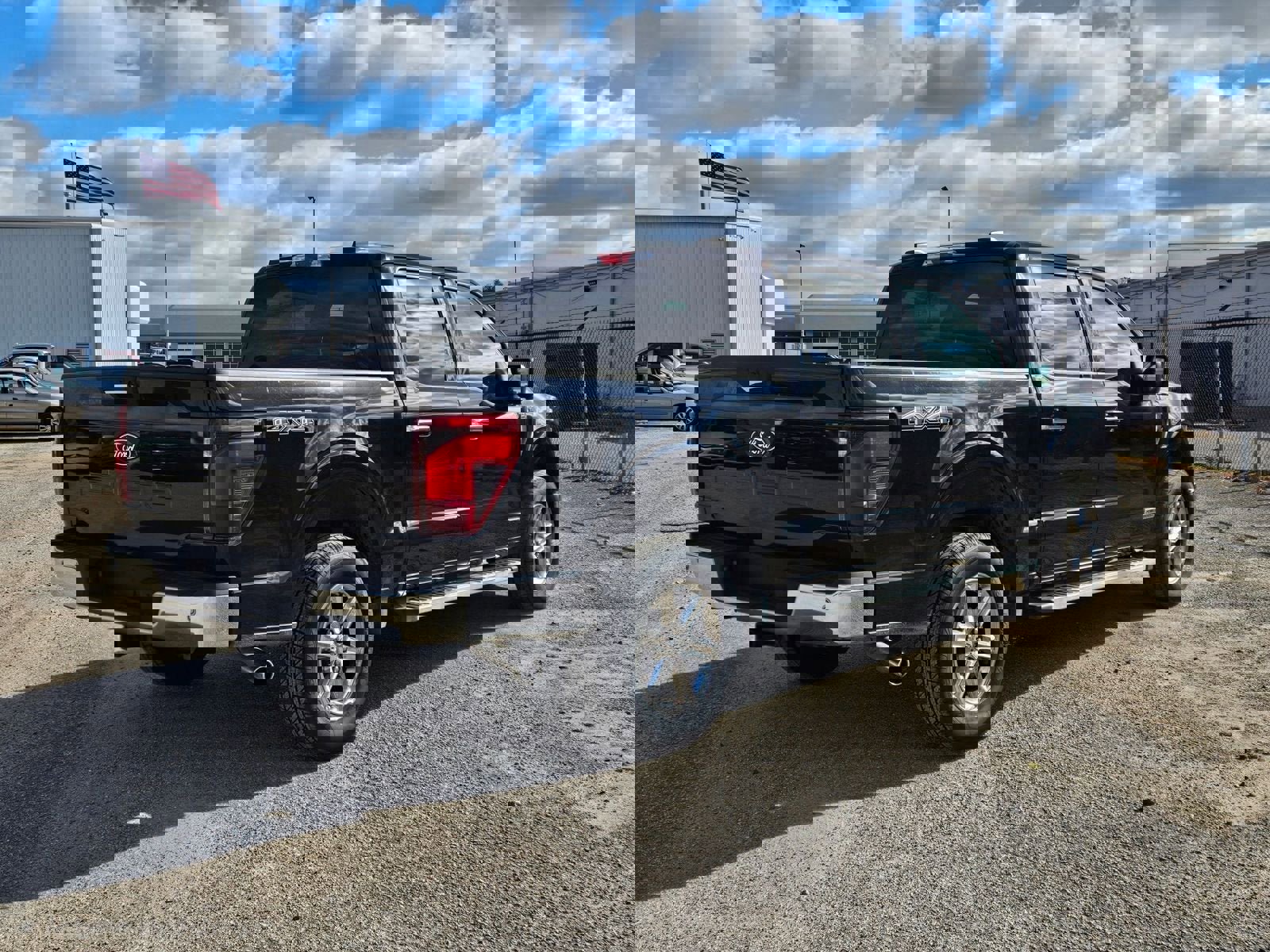 Used 2024 Ford F150 XLT w/ Mobile Office Package image 34