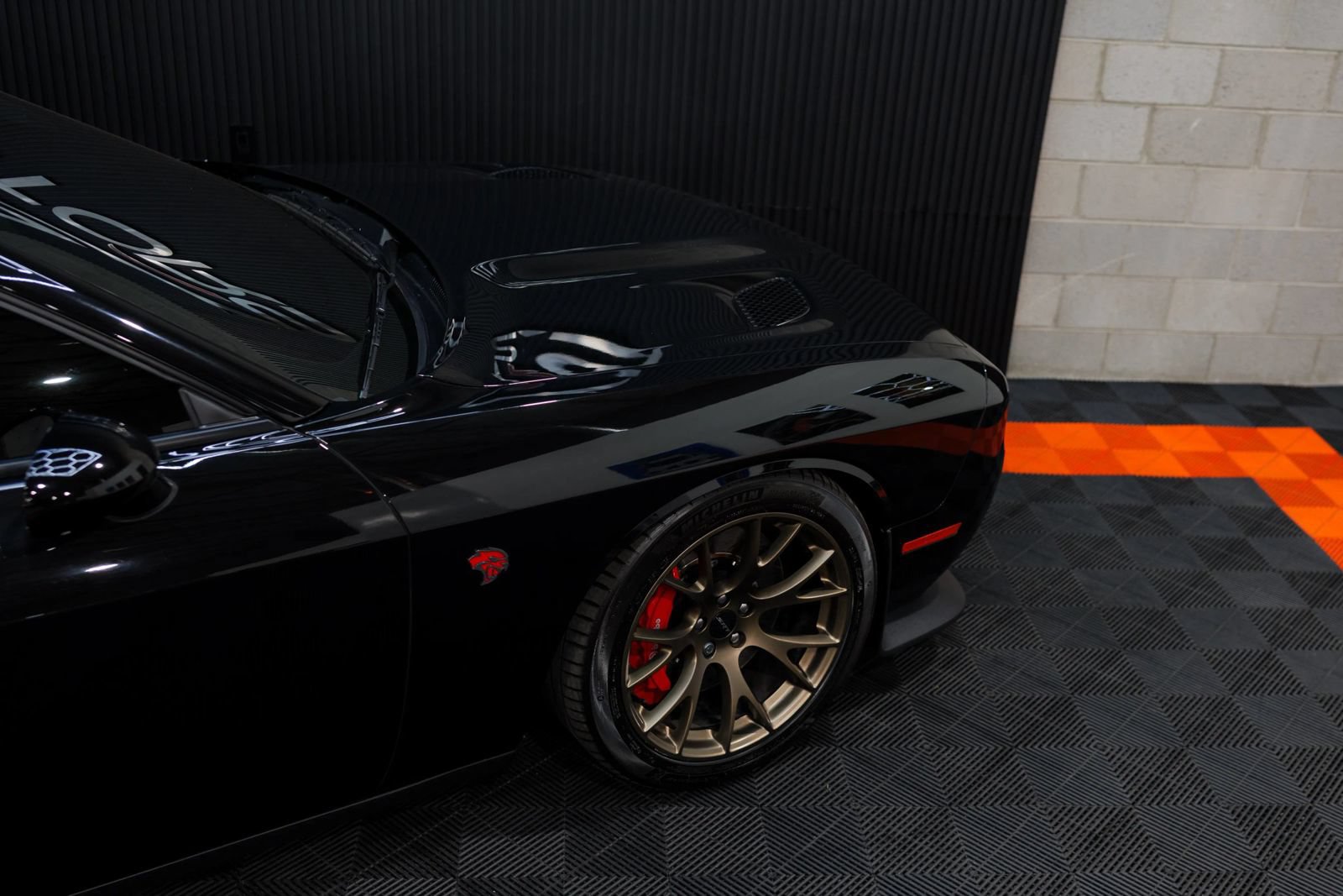 Used 2016 Dodge Challenger SRT Hellcat RWD image 21