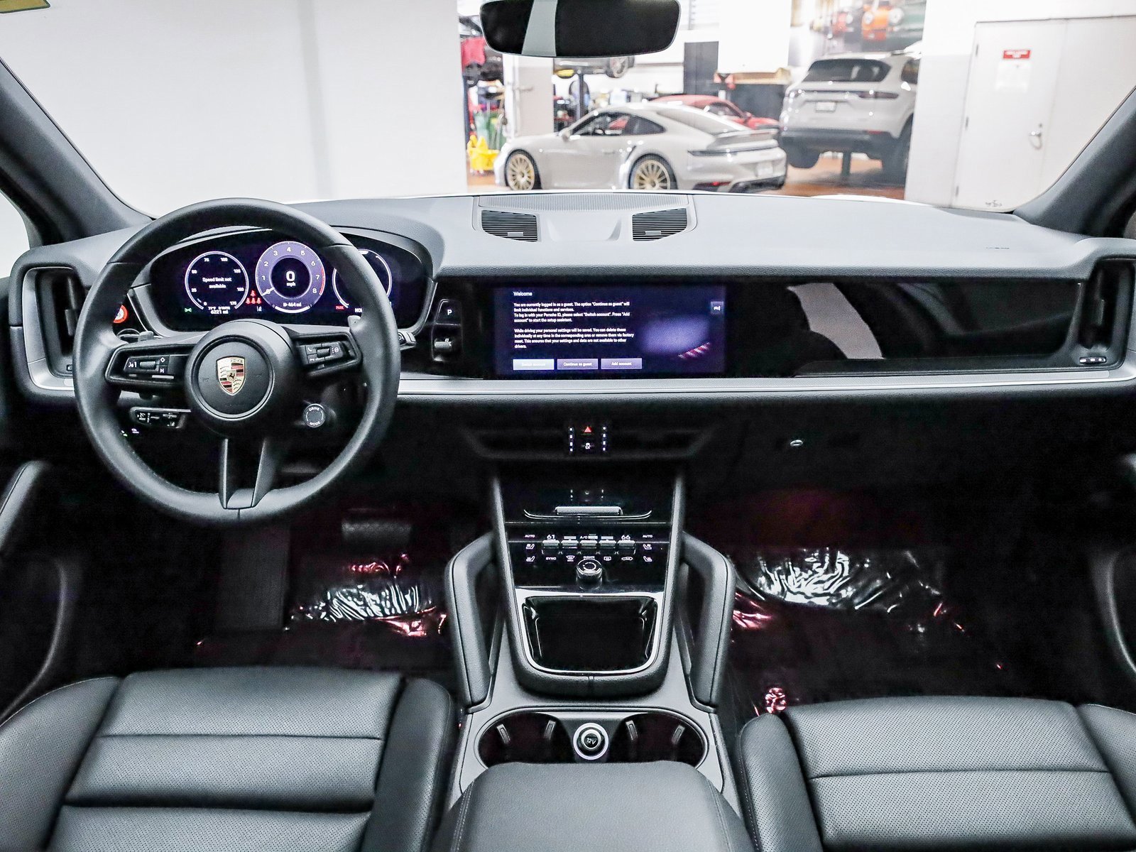 Used 2025 Porsche Cayenne image 16