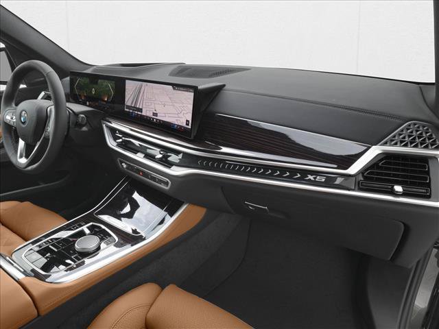 New 2027 BMW X5 xDrive50e w/ M Sport Package AWD/4WD image 11