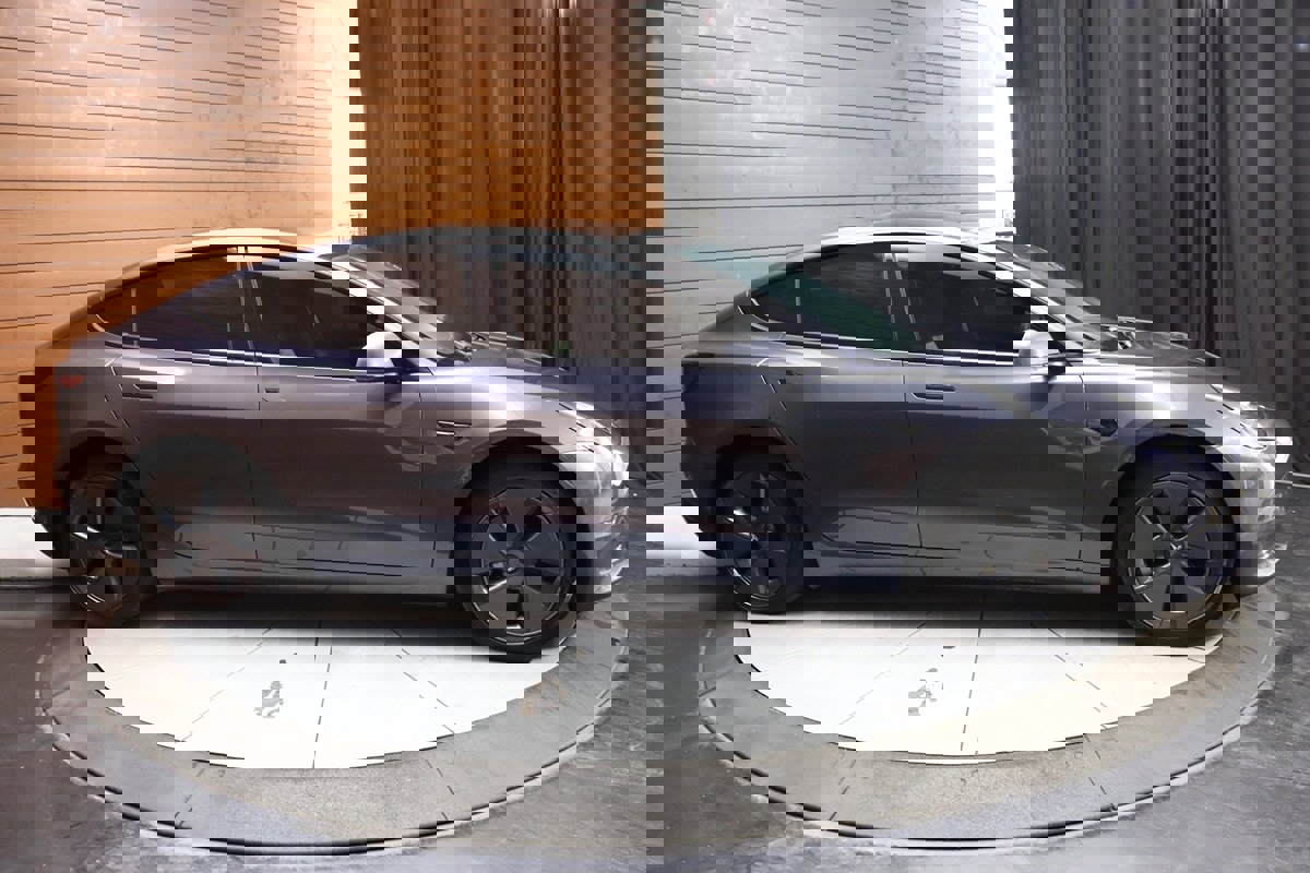 Used 2022 Tesla Model 3 Long Range image 9