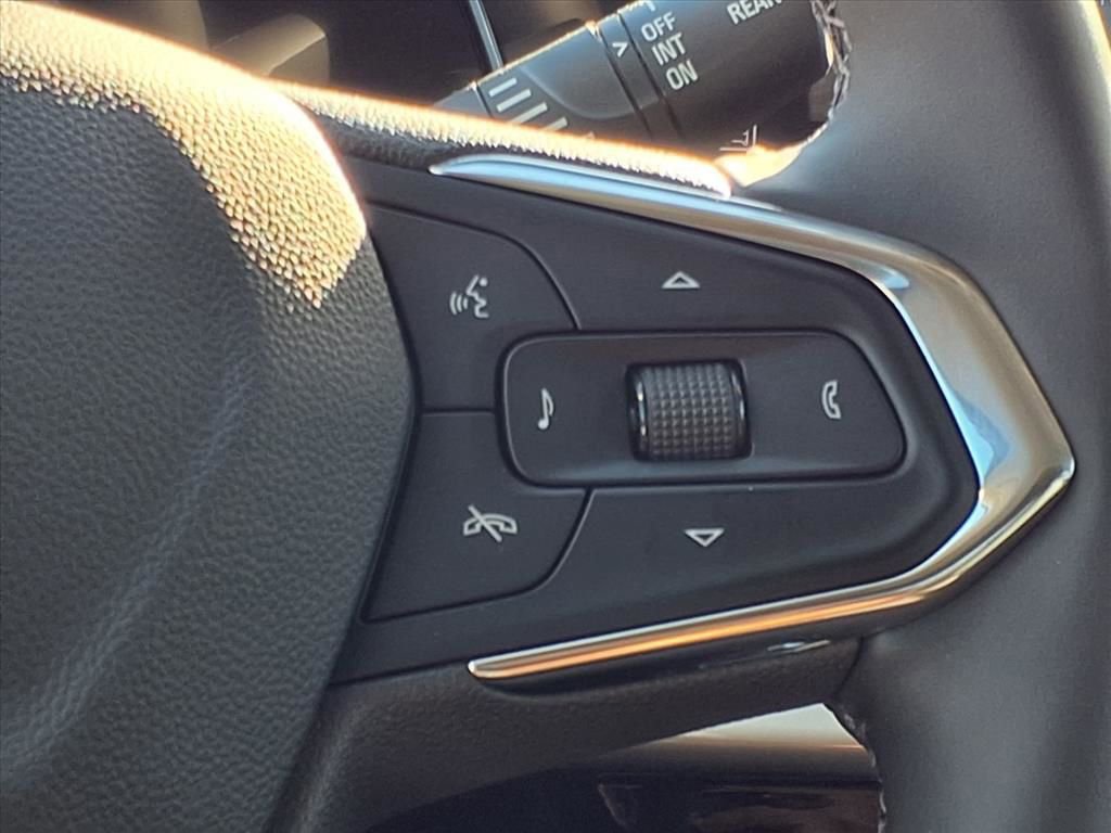 New 2026 Chevrolet Trax LS w/ LS Convenience Package image 17