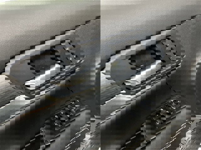 Used 2025 GMC Terrain Elevation w/ Elevation Premium Package image 23