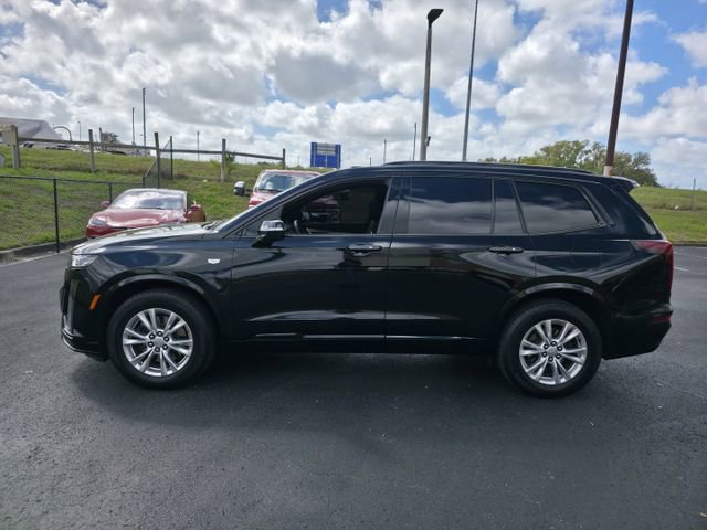 Used 2025 Cadillac XT6 Luxury image 8