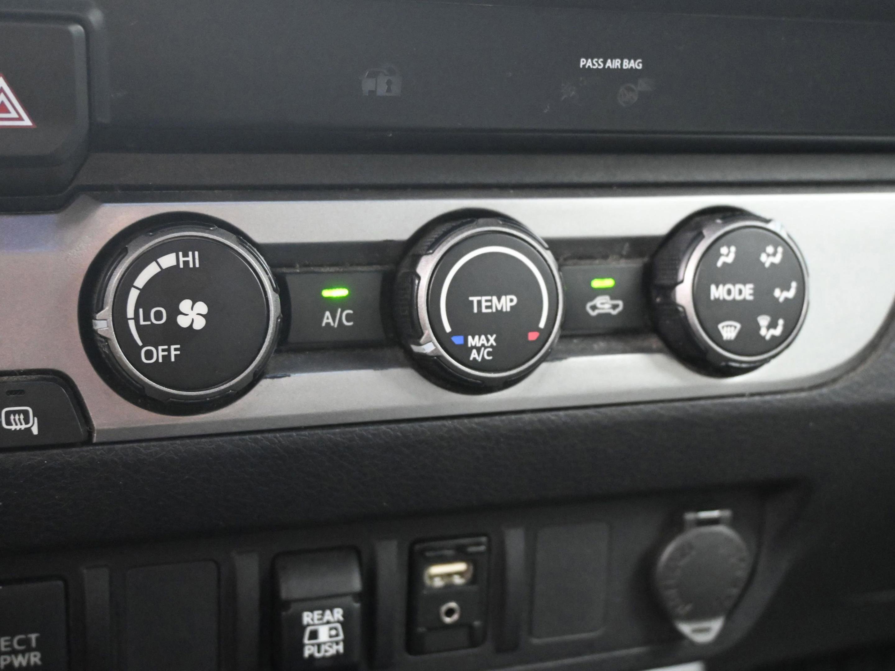 Used 2019 Toyota Tacoma SR5 image 30