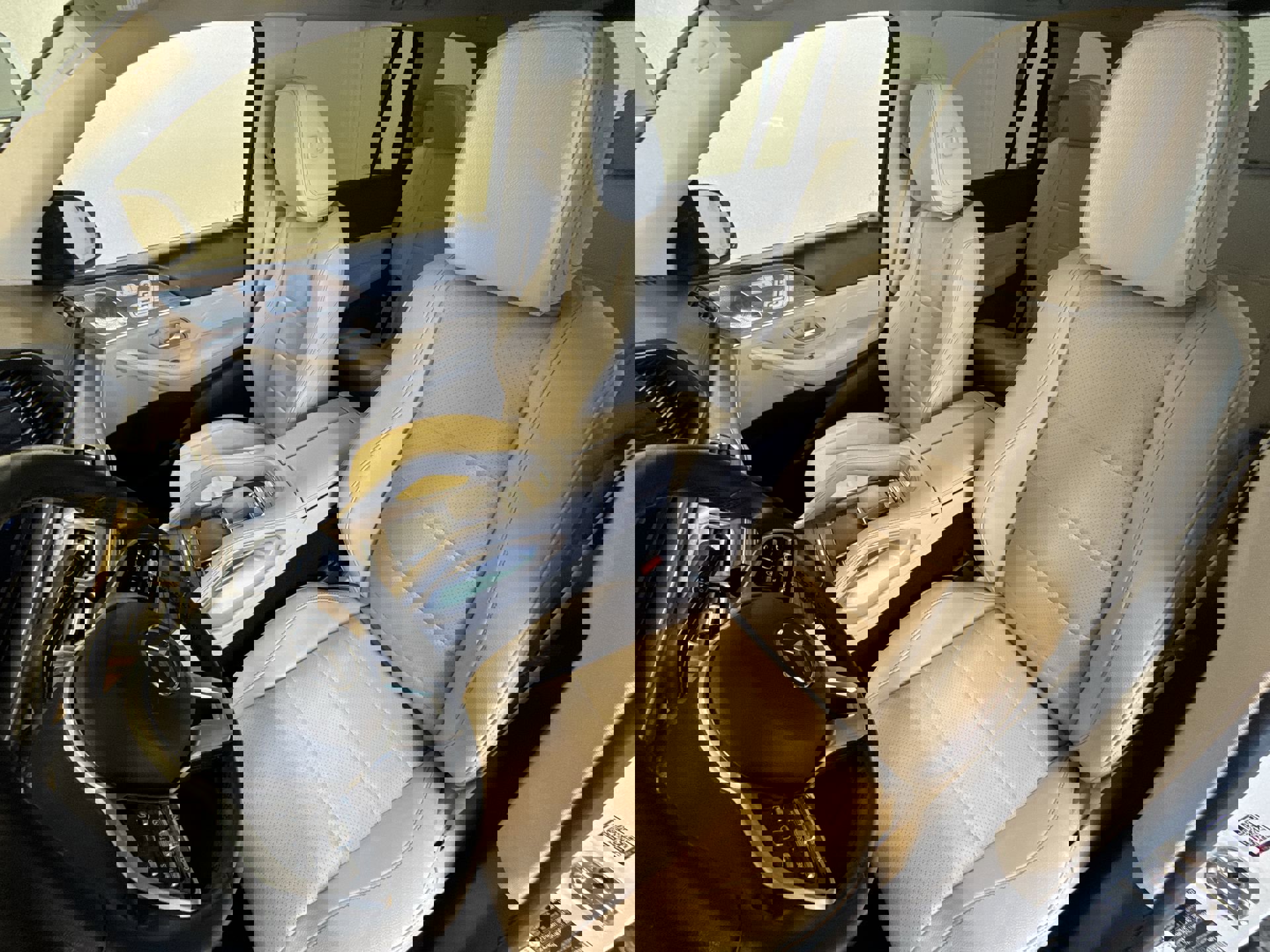 Used 2022 Mercedes-Benz GLS 450 4MATIC image 11