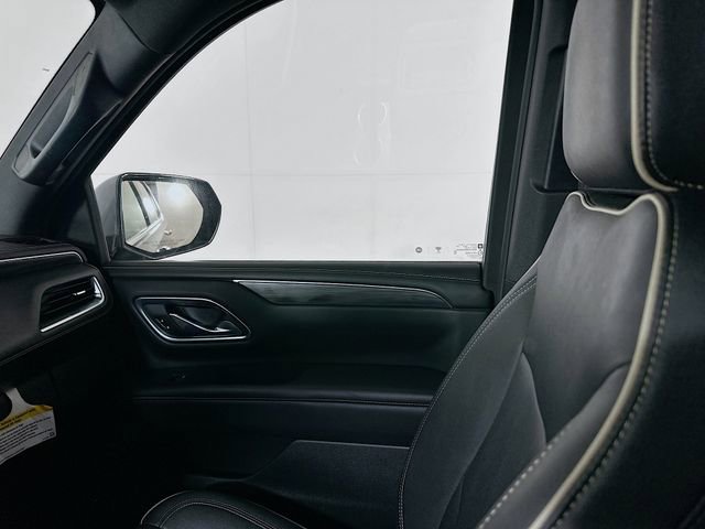 Certified 2022 GMC Yukon SLT w/ SLT Luxury Package image 24