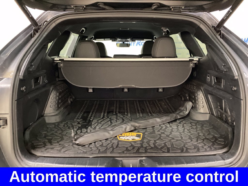 Certified 2024 Subaru Outback Wilderness AWD/4WD image 16