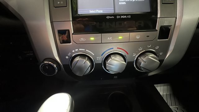 Used 2018 Toyota Tundra SR5 AWD/4WD image 18